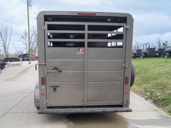 14ft Charcoal Horse Livestock Cattle Trailer (2) 3,500lb Axles with Dressing Room - Image 6